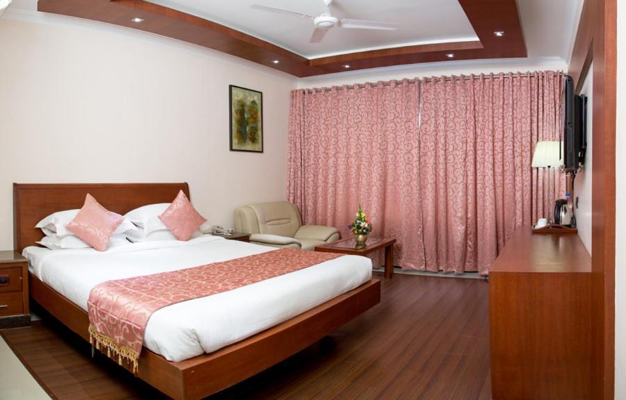 Chola Serviced Apartment Tiruchirappalli Bagian luar foto